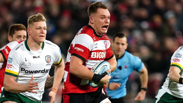 Gloucester v London Irish - Gallagher Premiership - Kingsholm Stadium
Gloucester Rugby's Jack Clement (centre) breaks through during the Gallagher Premiership match at the Kingsholm Stadium, Gloucester. Picture date: Friday February 4, 2022.