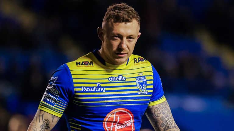 Josh Charnley grabbed two tries as Warrington defeated Castleford