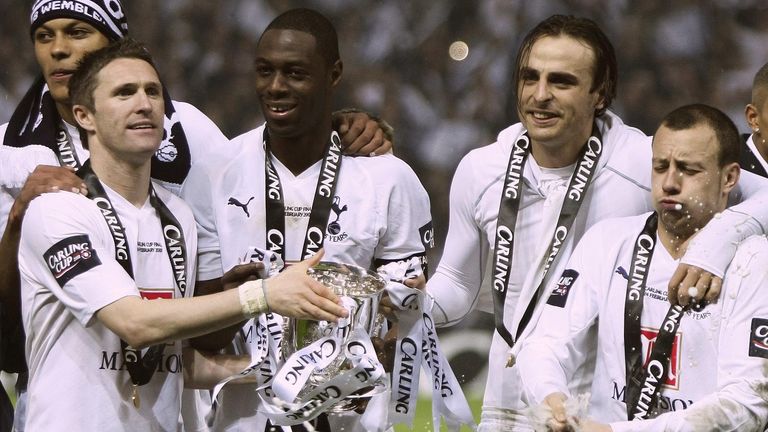 Spurs celebrate Carling Cup 2008