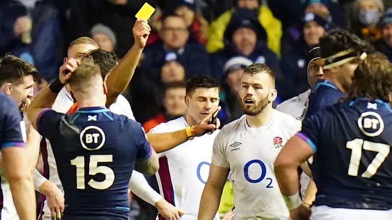 Scotland v England - Guinness Six Nations - BT Murrayfield
England's Luke Cowan-Dickie (centre) is shown a yellow card during the Six Nations match at BT Murrayfield, Edinburgh. Picture date: Saturday February 5, 2022.