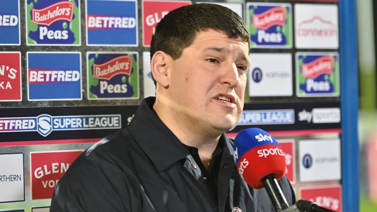 Picture by Will Palmer/SWpix.com - 11/02/2022 - Rugby League, Betfred Super League 2022 - Round 1 Hull KR v Wigan Wigan Warriors - Sewell Group Craven Park Stadium, Hull - Wigan Warriors coach Matt Peet