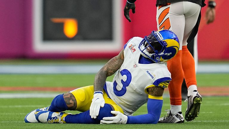 Los Angeles Rams wide receiver Odell Beckham Jr reacts after a play against the Cincinnati Bengals 