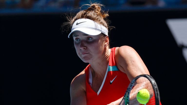 La ucraniana Elina Svitolina se retiró de un evento de la WTA en el que debía enfrentarse a la rusa Anastasia Potapova 