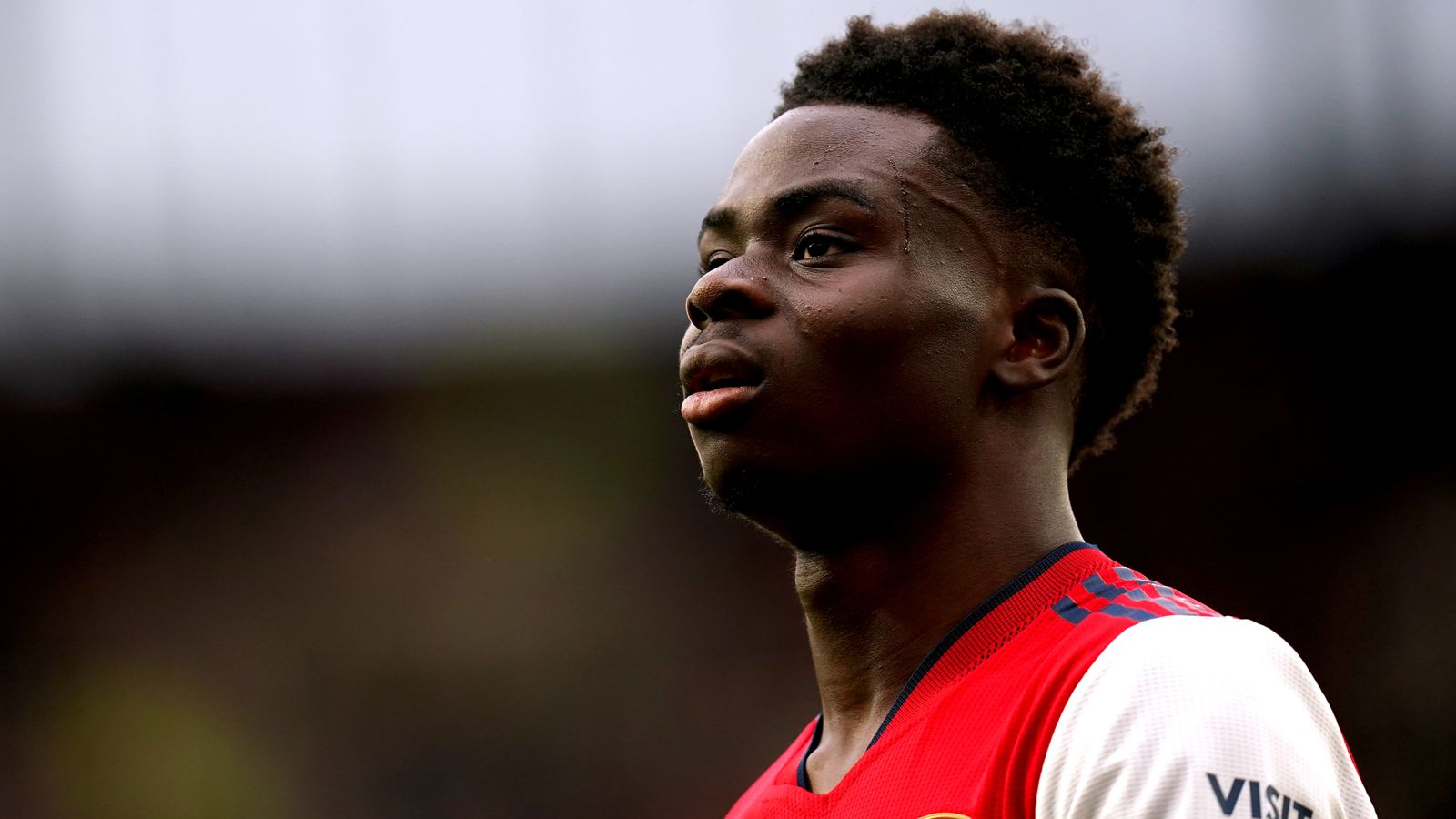 Bukayo Saka withdraws from England squad after testing positive for Covid-19