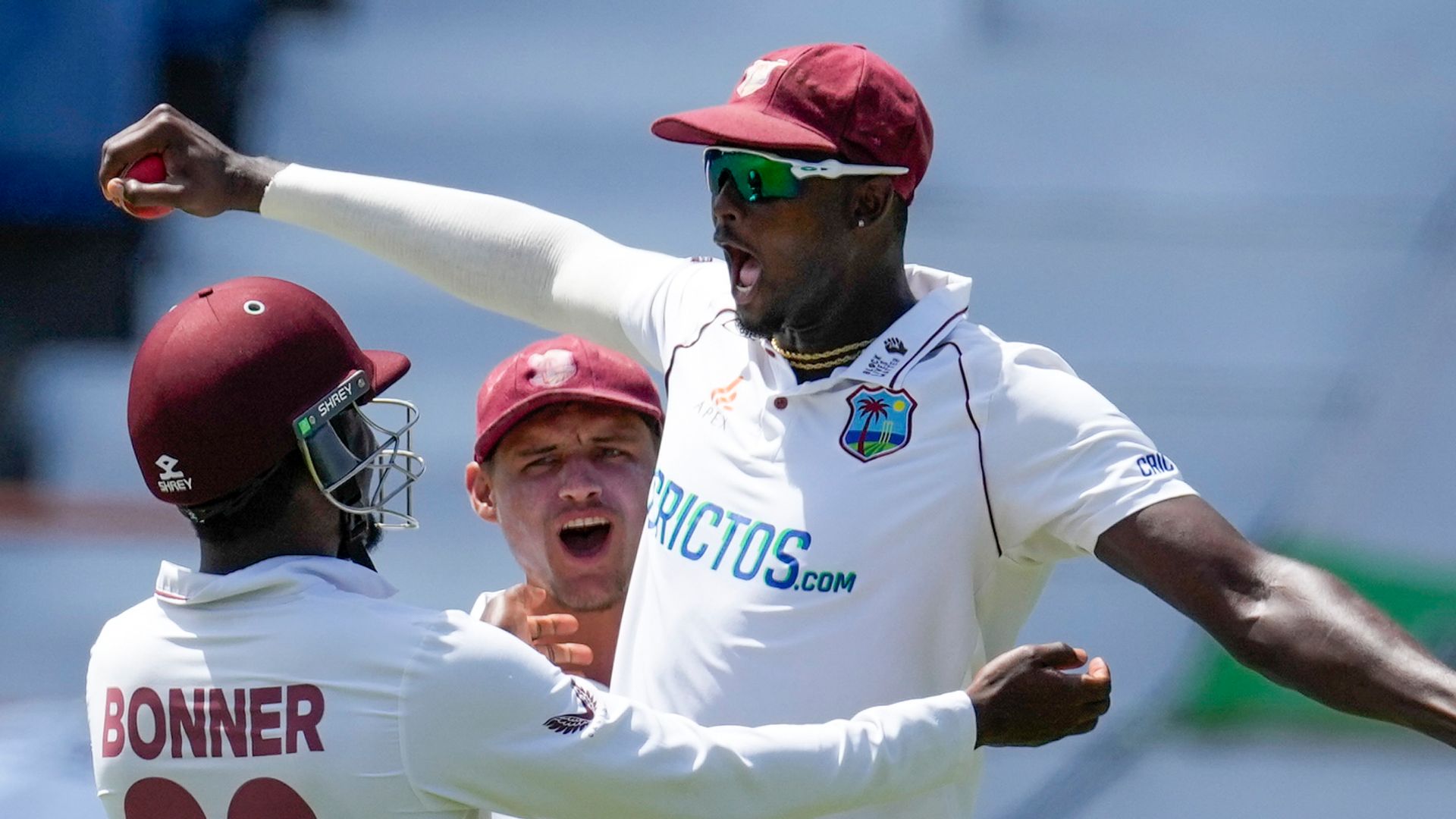 England beaten by West Indies to go five Test series without victory