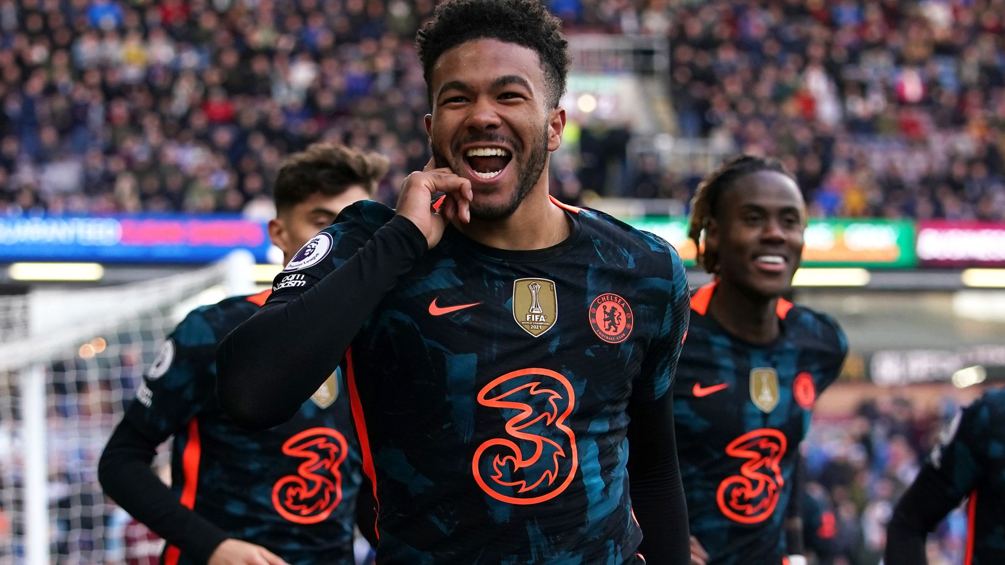 Burnley 0-4 Chelsea: Blues swat Clarets aside with stunning second-half display | Football News | Sky Sports