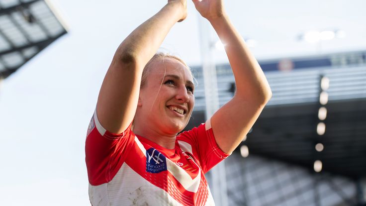 Picture by Allan McKenzie/SWpix.com - 10/10/2021 - Rugby League - Betfred Women's Super League Grand Final - St Helens v Leeds Rhinos - Emerald Headingley Stadium, Leeds, England - St Helens's Jodie Cunningham thanks the fans for their support after victory over Leeds.