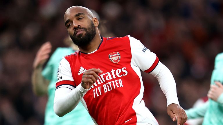 Alexandre Lacazette hammers home a penalty to give Arsenal a 2-0 lead against Leicester