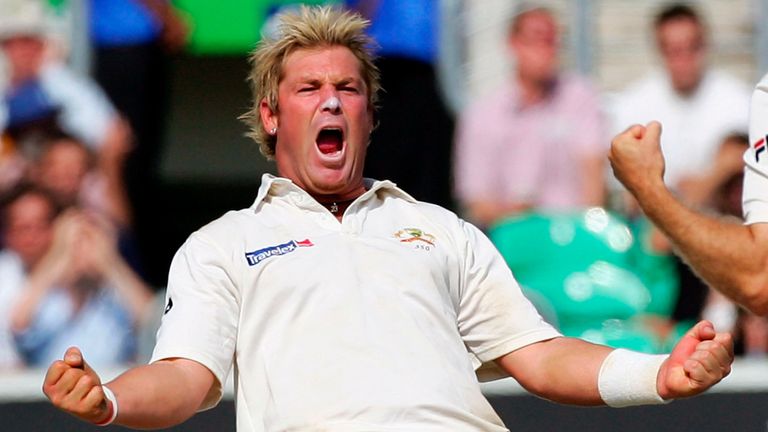 LONDON - SEPTEMBER 12: Shane Warne of Australia celebrates the wicket of Andrew Flintoff of England during day five of the Fifth npower Ashes Test between England and Australia played at The Brit Oval on September 12, 2005 in London, United Kingdom (Photo by Hamish Blair/Getty Images) *** Local Caption *** Shane Warne