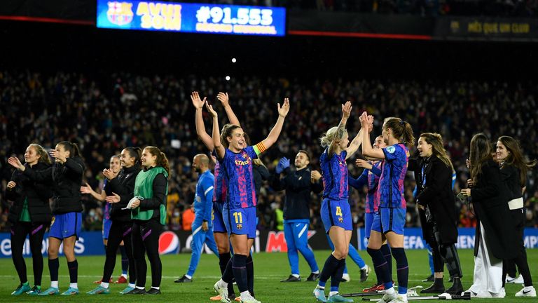 Barcelona set a new women&#39;s attendance record of 91,553 supporters at the Nou Camp