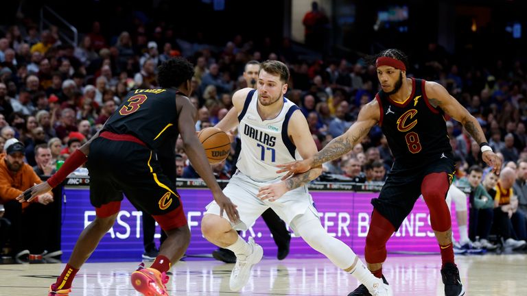 Luka Doncic stars in Dallas Mavericks win | Video | Watch TV Show | Sky ...