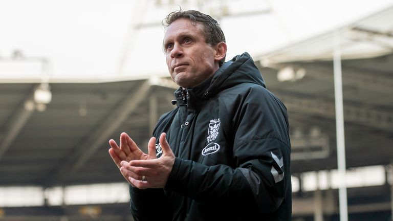 Picture by Allan McKenzie/SWpix.com - 20/03/2022 - Rugby League - Betfred Super League Round 6 - Hull FC v Huddersfield Giants - MKM Stadium, Kingston upon Hull, England - Hull FC coach Brett Hodgson thanks the fans after his side's victory against Huddersfield.