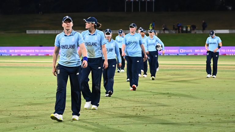 Heather Knight of England leads her team off the field after the 2022 ICC Women&#39;s Cricket World Cup match between South Africa and England at Bay Oval on March 14, 2022 in Tauranga, New Zealand.