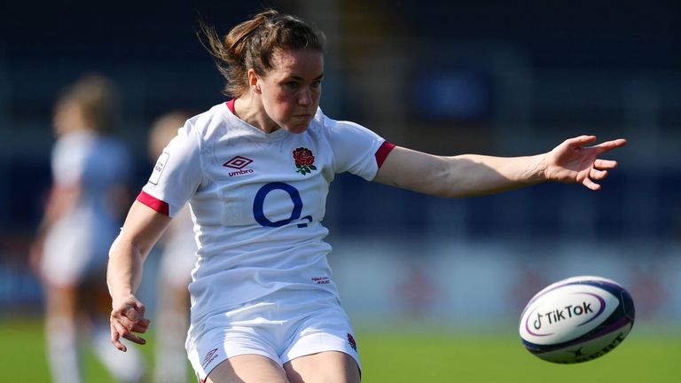 Emily Scarratt kicked five conversions in England's victory on her return from a leg break 