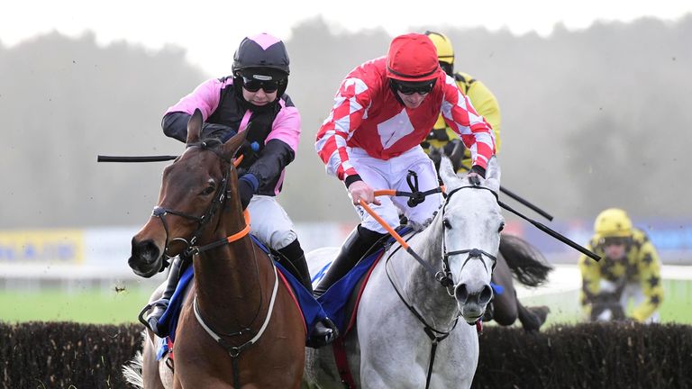 Floueur (left) battles it out with Grand Paradis at Fairyhouse in January