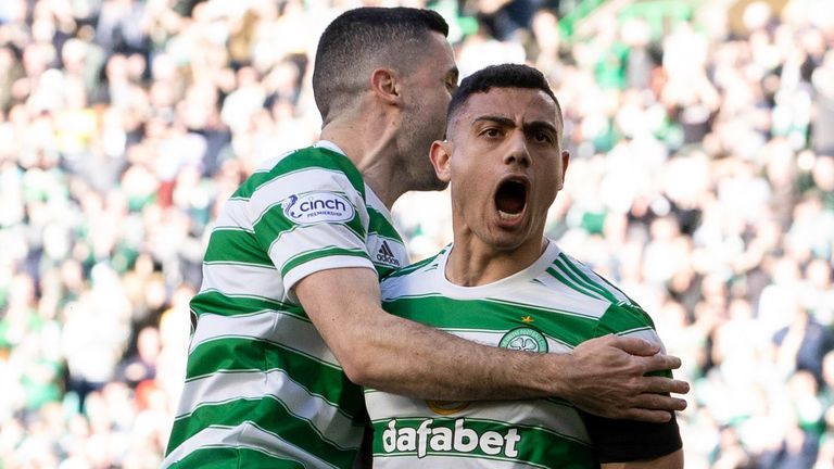 Celtic's Giorgios Giakoumakis (R) celebrates with Tom Rogic after making it 2-0