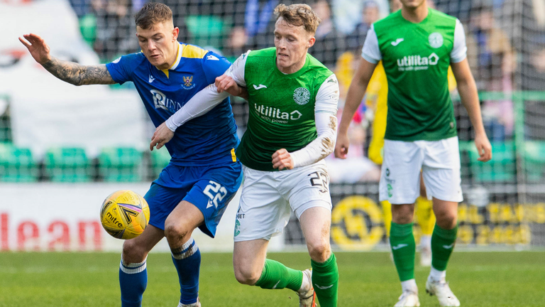  Hibs' Jake Doyle-Hayes (R) and St Johnstones' Callum Hendry during a Cinch Premiership match between Hibernian and St. Johnstone at Easter Road