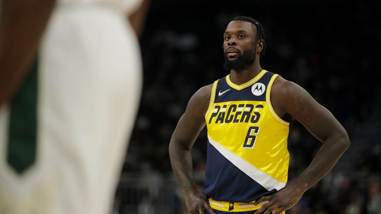 Indiana Pacers' Lance Stephenson watches a free throw 