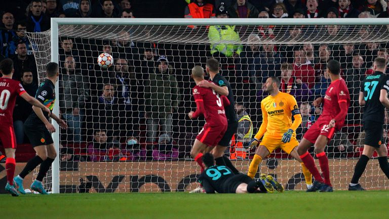 Liverpool&#39;s Joel Matip sees his header hit the bar