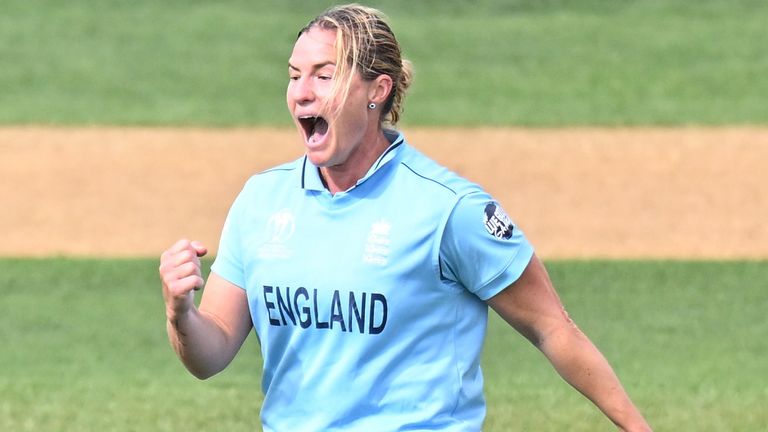 Katherine Brunt took three wickets as England beat Pakistan convincingly