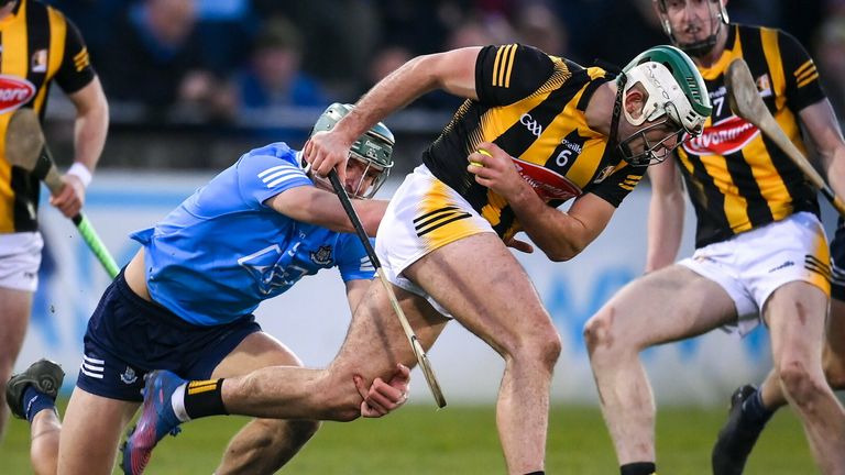 The Cats stamped their authority at Parnell Park