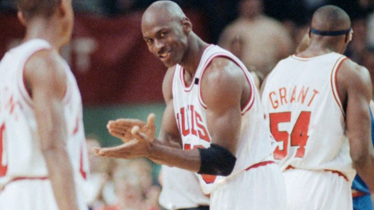 Michael Jordan applauds of BJ Armstrong during a 1992 NBA Playoffs clash between the Chicago Bulls and Cleveland Cavaliers