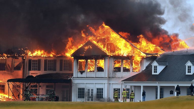 Oakland Hills Country Club geçen ay çıkan yangında hasar gördü 