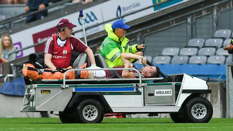 15 July 2018; Paul Conroy of Galway is helped off the field on a stretcher after picking up an injury during the GAA Football All-Ireland Senior Championship Quarter-Final Group 1 Phase 1 match between Kerry and Galway at Croke Park, Dublin. Photo by Piaras .. M..dheach/Sportsfile