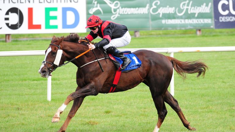 Saltonstall and Sam Ewing win the Munster Mile