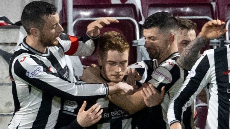 St Mirren&#39;s Connor Ronan celebrates with teammates after making it 2-2 
