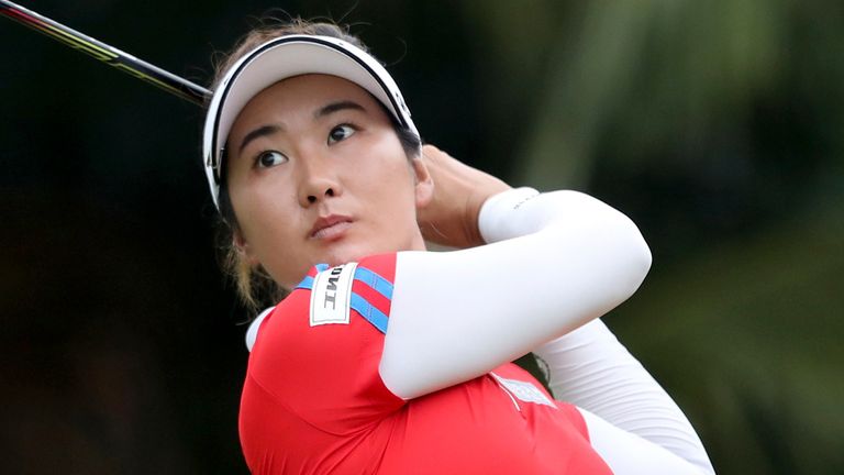 Su Oh impressed to grab the halfway lead in Thailand 