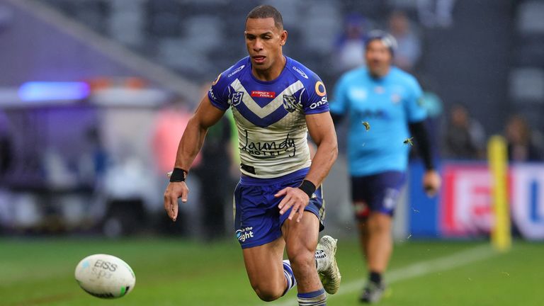 SYDNEY, AUSTRALIA - JUNE 20: Will Hopoate of the Bulldogs chases the ball during the round fifteen NRL match between the Parramatta Eels and Canterbury Bankstown Bulldogs at Bankwest Stadium on June 20, 2021 in Sydney, Australia. (Photo by Pete Dovgan/Speed Media/Icon Sportswire) (Icon Sportswire via AP Images)