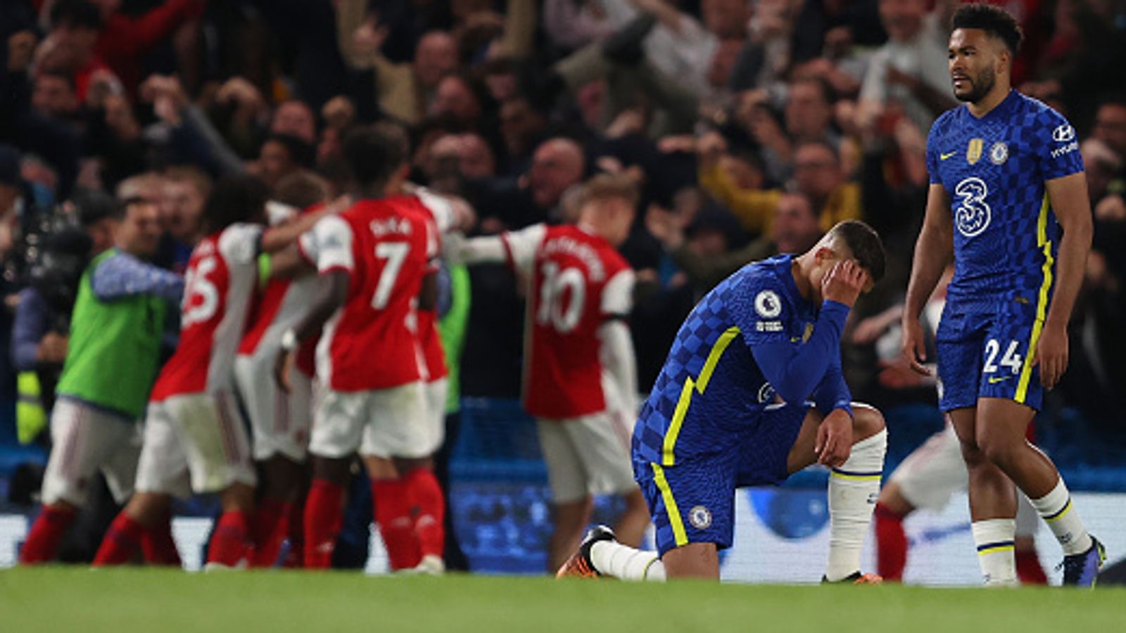 Chelsea 2-4 Arsenal Mikel Artetas side reignite Premier League top-four hopes with thrilling win Football News Sky Sports