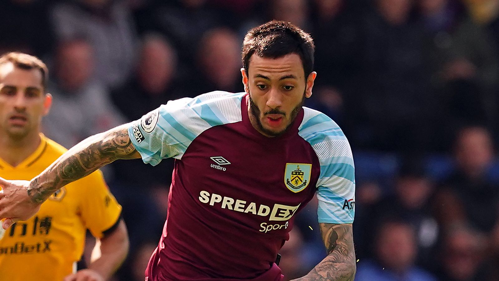 Dwight McNeil: Everton sign Burnley winger as Frank Lampard makes third summer purchase