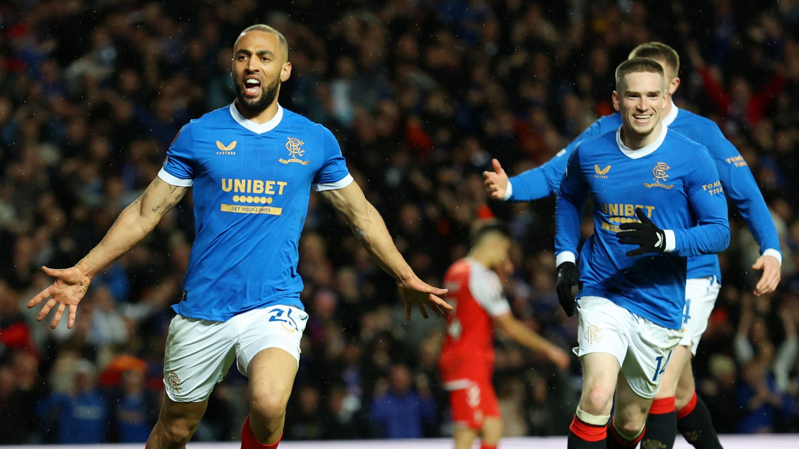 Rangers 3-1 Braga (agg 3-2): James Tavernier's double and Kemar Roofe's ...