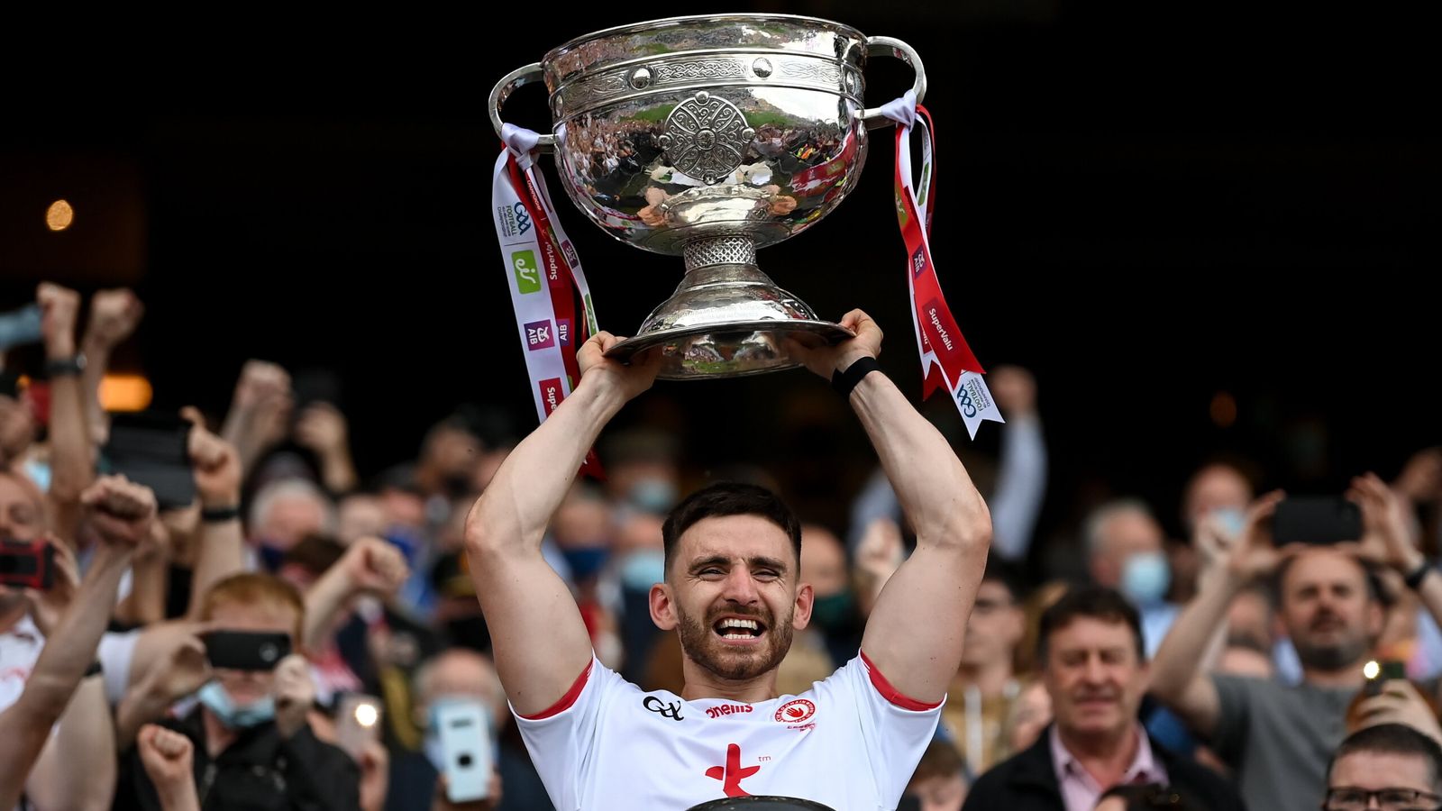 Sam deals maguire cup