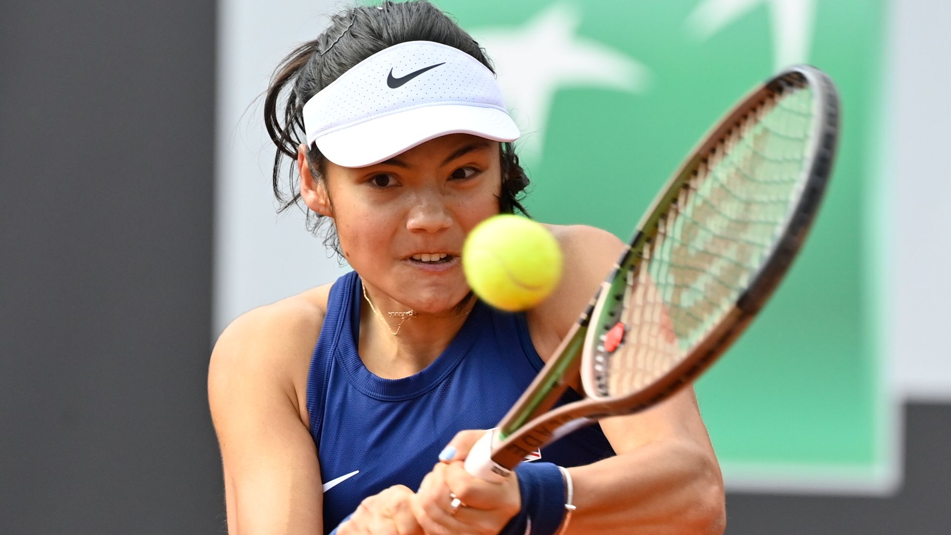 Raducanu storms into second round in Stuttgart
