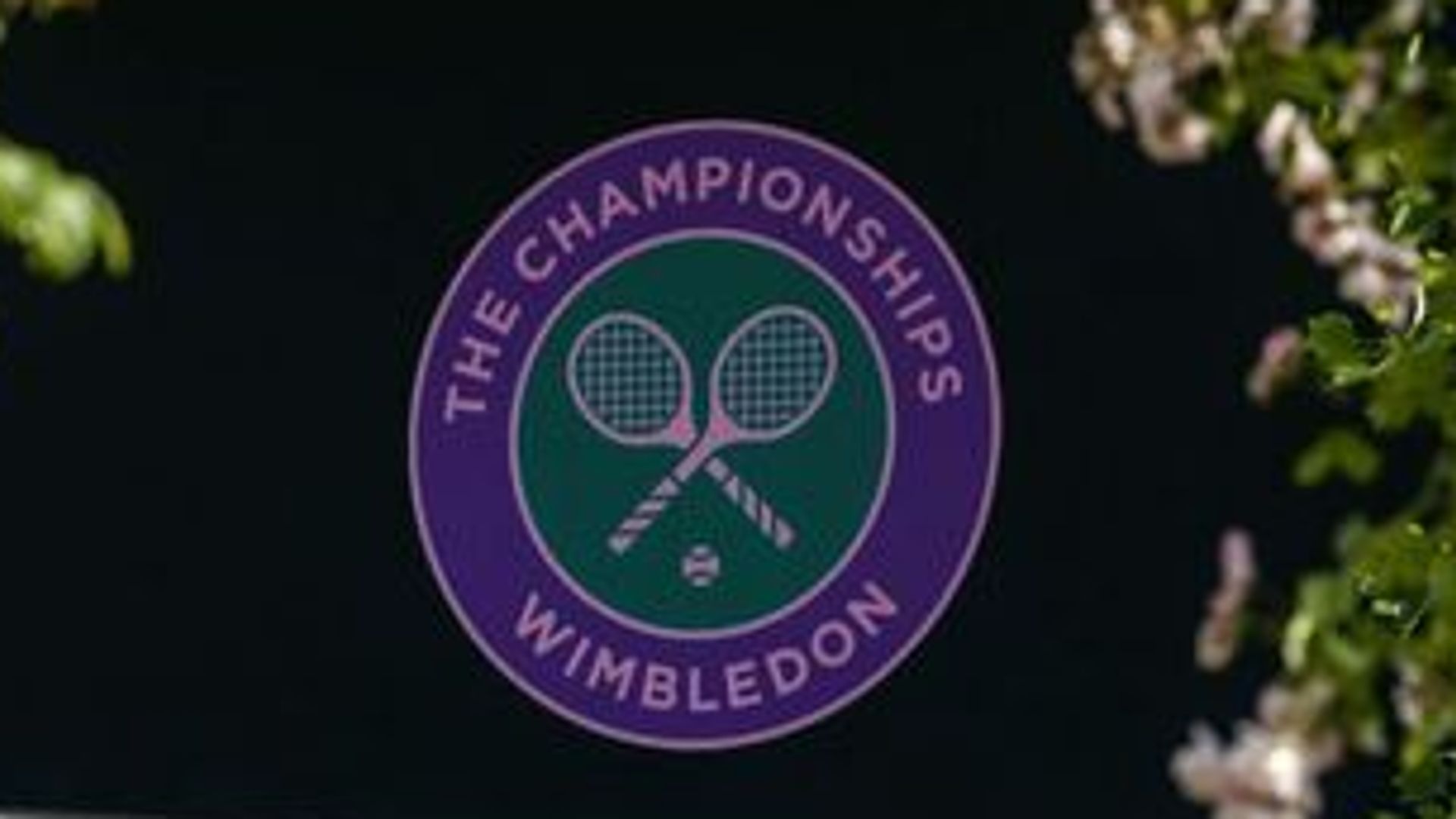 Wimbledon lifts ban on Russian and Belarusian players