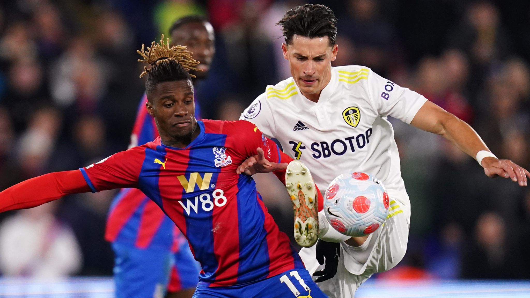 Crystal Palace 0-0 Leeds: Jesse Marsch's side hold on for draw at Selhurst Park to go five points clear of relegation zone | Football News | Sky Sports