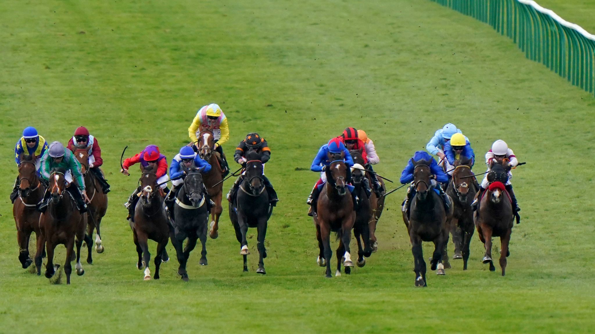 Newmarket Guineas Festival: Watering to continue at track ahead of 1000 ...