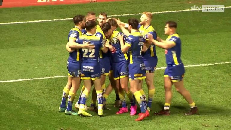 Super League: Castleford Tigers 23-14 Warrington Wolves - Home side hold  off comeback - BBC Sport