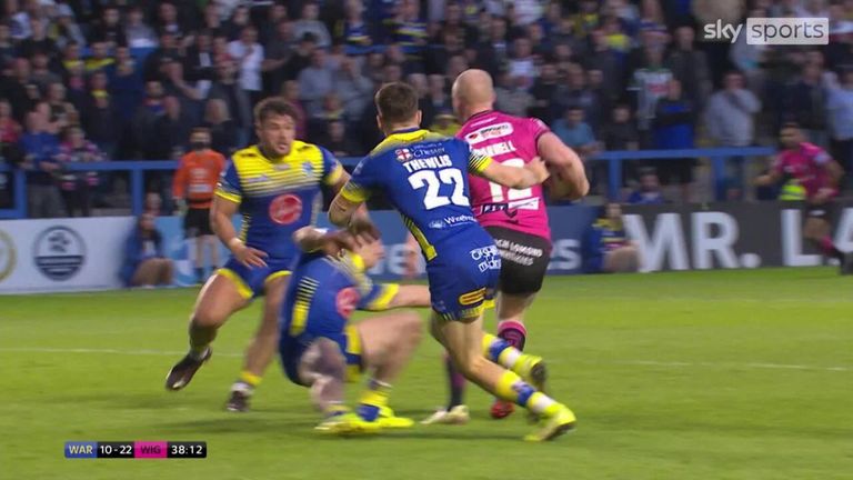 Liam Farrell showed tremendous footwork to get over the line as Wigan reasserted their control over Warrington late in the first half