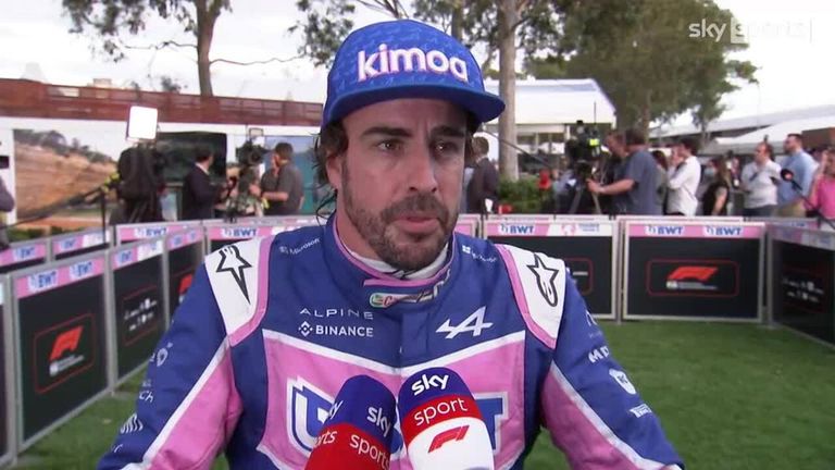 Fernando Alonso, Avustralya Grand Prix'sinde üçüncü çeyrekte ilk 3'e girmek için kaza yapmadan önceki turun yeterli olabileceğini düşünüyor