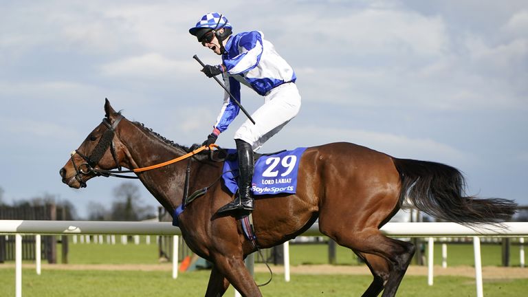 Lord Lariat ridden by Patrick O'Hanlon on their way to winning the BoyleSports Irish Grand National