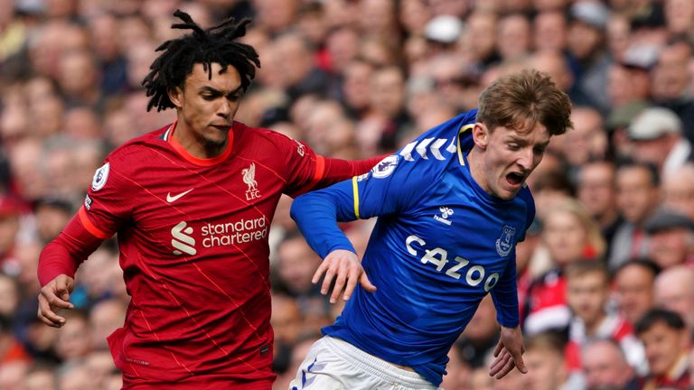 Anthony Gordon was denied a &#39;stonewall&#39; penalty in Everton&#39;s defeat at Liverpool, according to Jamie Carragher