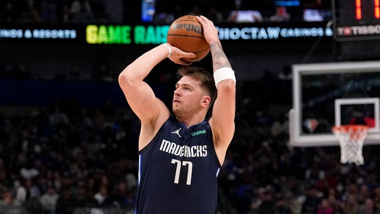 Dallas Mavericks guard Luka Doncic shoots during the first half of the team&#39;s NBA basketball game against the Portland Trail Blazers
