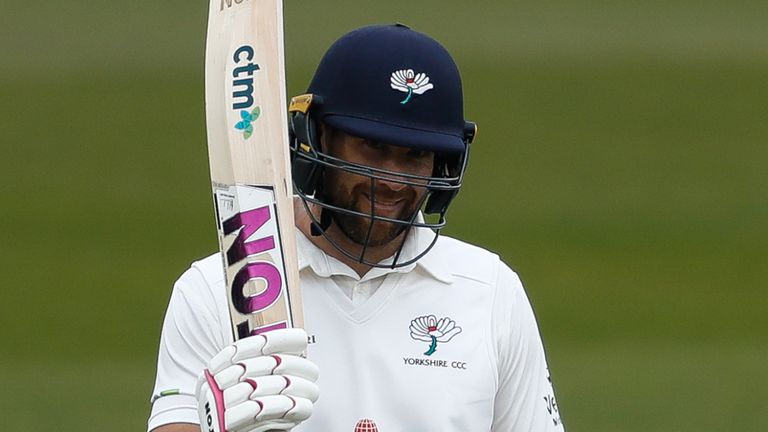 Dawid Malan top-scored for Yorkshire with a run-a-ball 65 as they chased down 211 to beat Gloucestershire