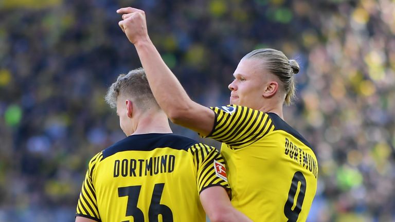 Erling Haaland scored twice in Borussia Dortmund&#39;s 6-1 demolition of Wolfsburg