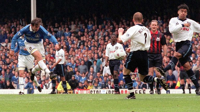 Everton&#39;s Gareth Farrelly (far left) hammers in the all important goal past Coventry&#39;s defenders which assures that the Liverpool Club stay in Premiership, during the FA Carling Premiership game at Goodison Park today (Sunday). Photo Dave Kendall/PA.
