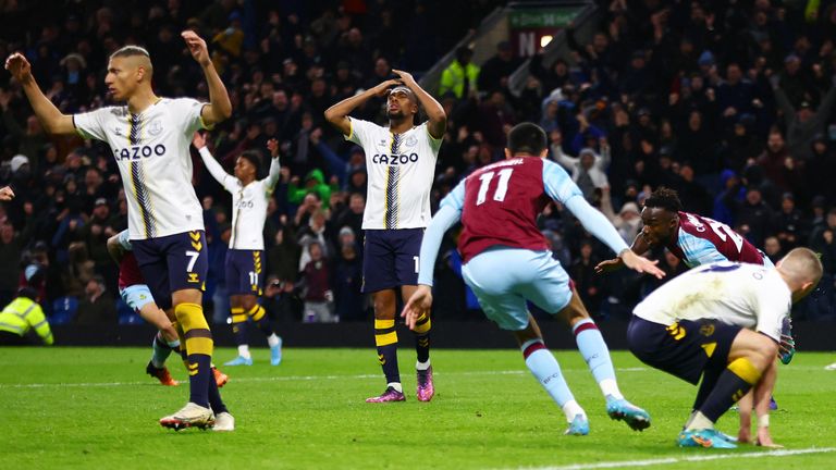 Burnley came from behind to beat Everton in a crucial game at Turf Moor